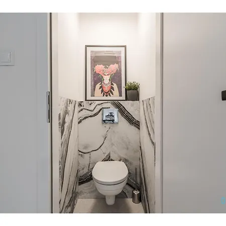 Daisy - 15 Minutes To Old Town Kwatera prywatna *